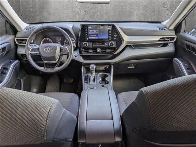 used 2022 Toyota Highlander car, priced at $31,995