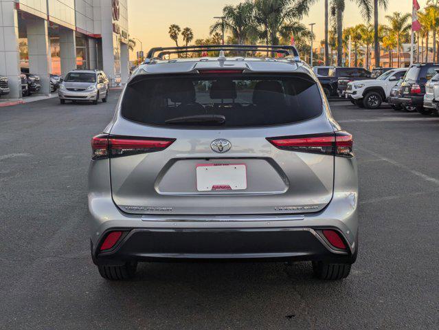 used 2020 Toyota Highlander car, priced at $35,888