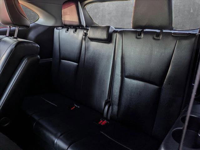 used 2024 Toyota Highlander car, priced at $40,500