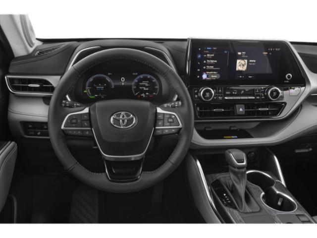 new 2024 Toyota Highlander Hybrid car, priced at $55,211