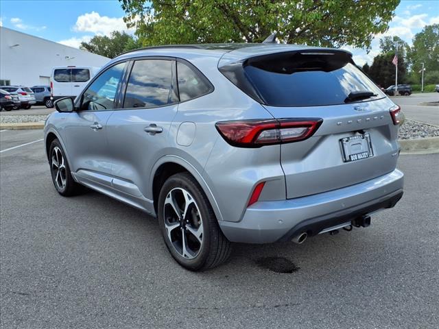 used 2023 Ford Escape car, priced at $25,325