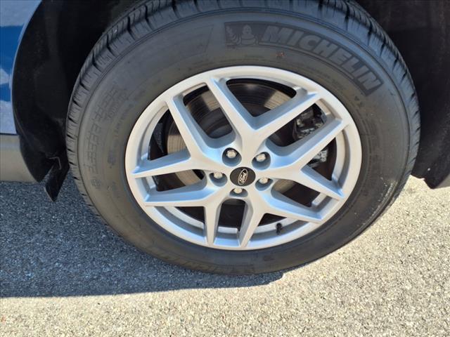 used 2024 Ford Edge car, priced at $29,500