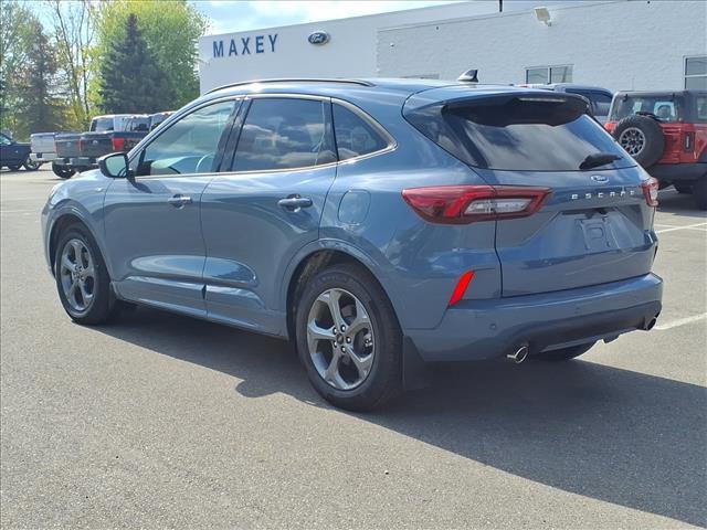 used 2023 Ford Escape car, priced at $26,988