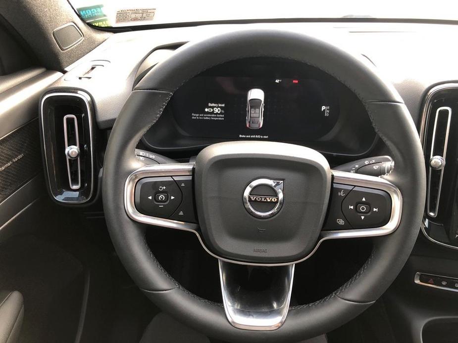 used 2022 Volvo C40 Recharge Pure Electric car, priced at $32,900