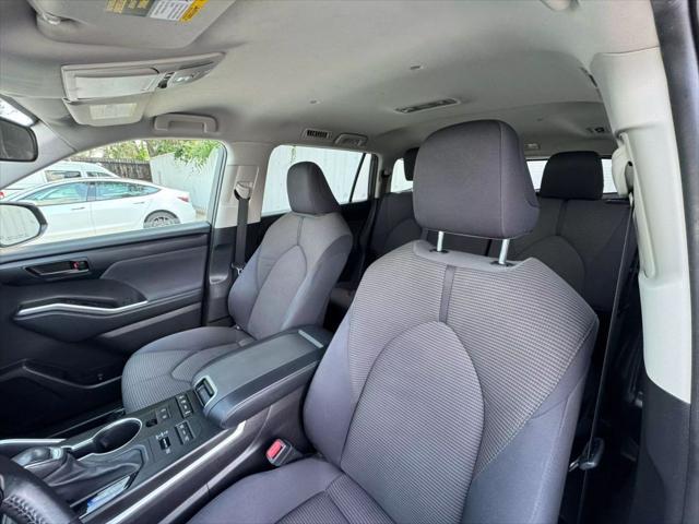 used 2021 Toyota Highlander car, priced at $21,950