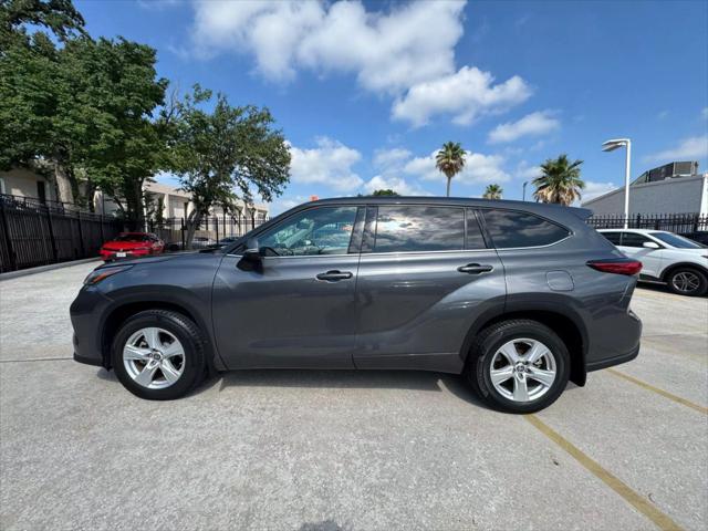 used 2021 Toyota Highlander car, priced at $21,950