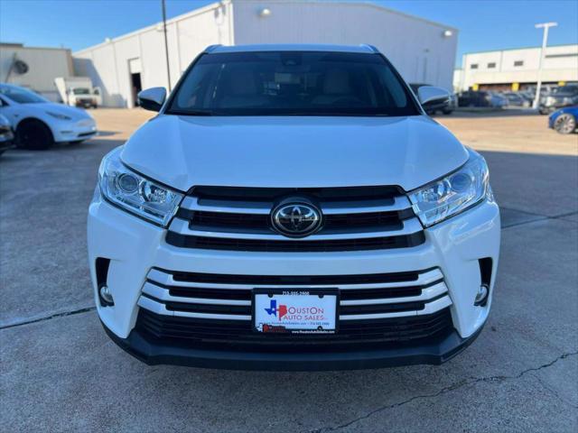 used 2018 Toyota Highlander car, priced at $22,960