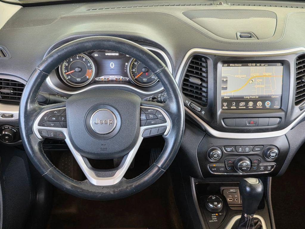 used 2015 Jeep Cherokee car, priced at $10,950