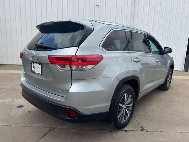 used 2017 Toyota Highlander car, priced at $19,950