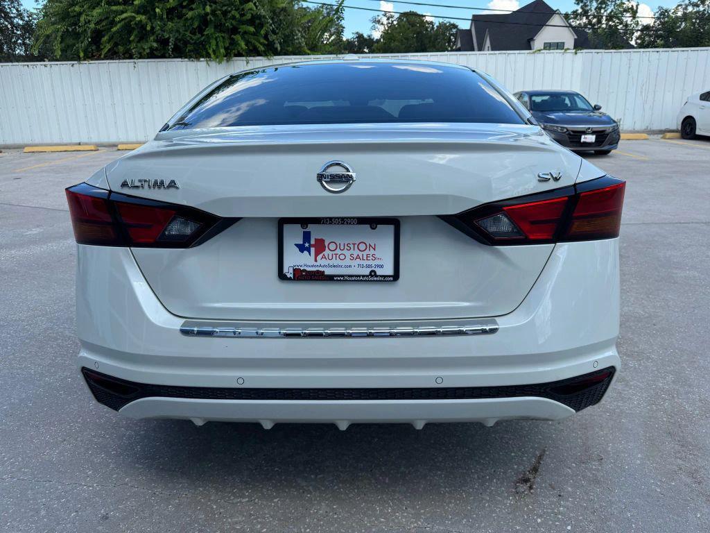 used 2022 Nissan Altima car, priced at $15,950