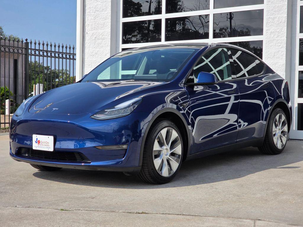 used 2022 Tesla Model Y car, priced at $27,950