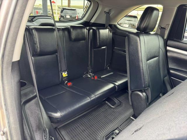 used 2018 Toyota Highlander Hybrid car, priced at $18,950