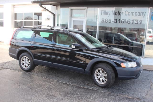 used 2007 Volvo XC70 car, priced at $5,500