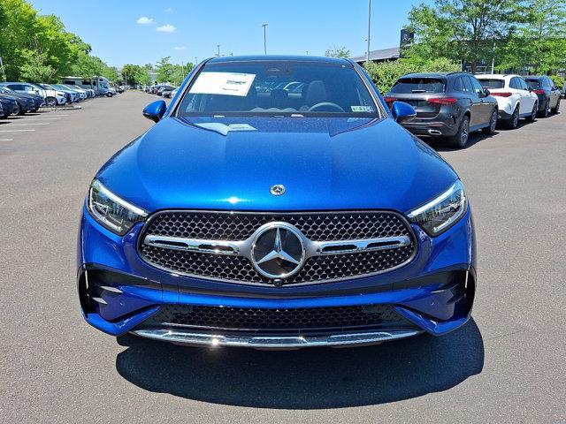 new 2025 Mercedes-Benz GLC 300 car, priced at $65,105