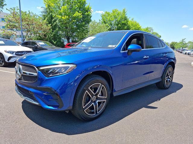 new 2025 Mercedes-Benz GLC 300 car, priced at $65,105