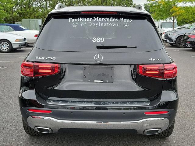 new 2024 Mercedes-Benz GLB 250 car, priced at $41,495