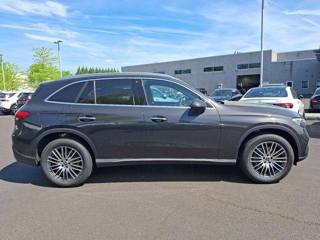 new 2025 Mercedes-Benz GLC 300 car, priced at $55,535