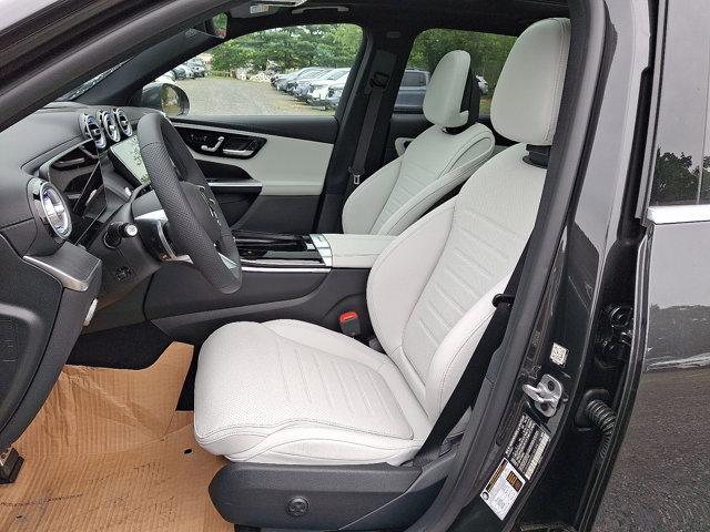new 2025 Mercedes-Benz GLC 300 car, priced at $61,035