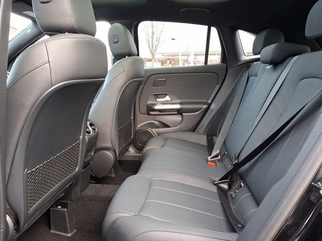 new 2025 Mercedes-Benz GLA 250 car, priced at $51,345