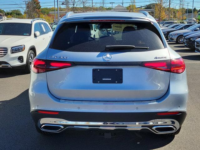 new 2025 Mercedes-Benz GLC 300 car, priced at $59,505