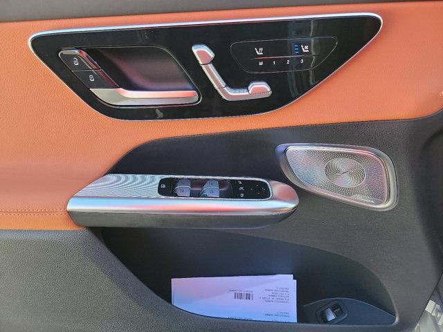 new 2025 Mercedes-Benz GLC 300 car, priced at $59,505