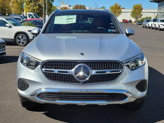 new 2025 Mercedes-Benz GLC 300 car, priced at $59,505