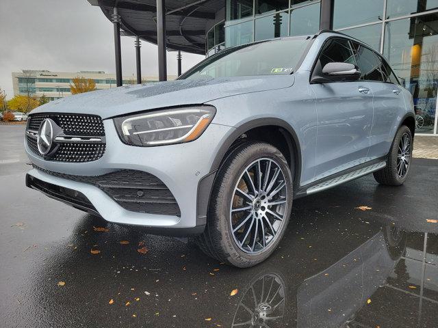 new 2022 Mercedes-Benz GLC 300 car, priced at $55,200