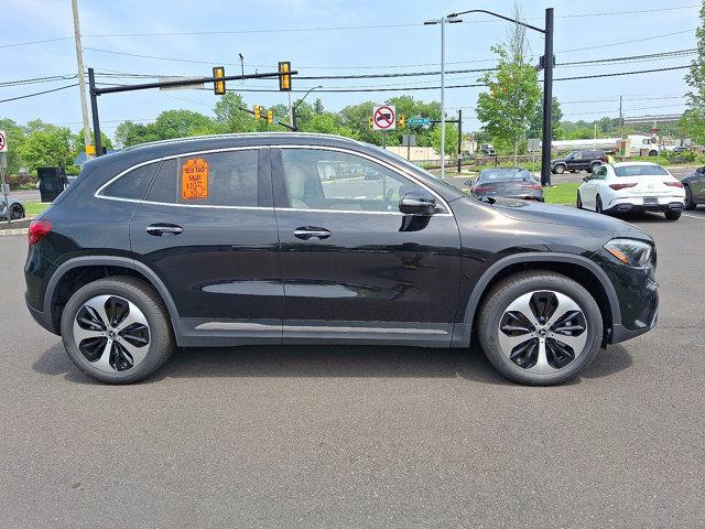 new 2025 Mercedes-Benz GLA 250 car, priced at $48,935