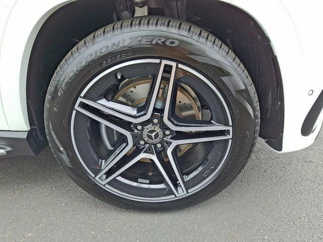 new 2025 Mercedes-Benz GLS 450 car, priced at $100,250