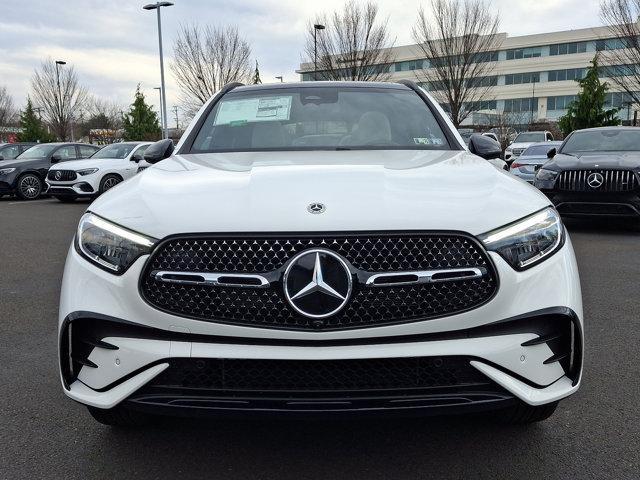 new 2025 Mercedes-Benz GLC 350e car, priced at $68,550
