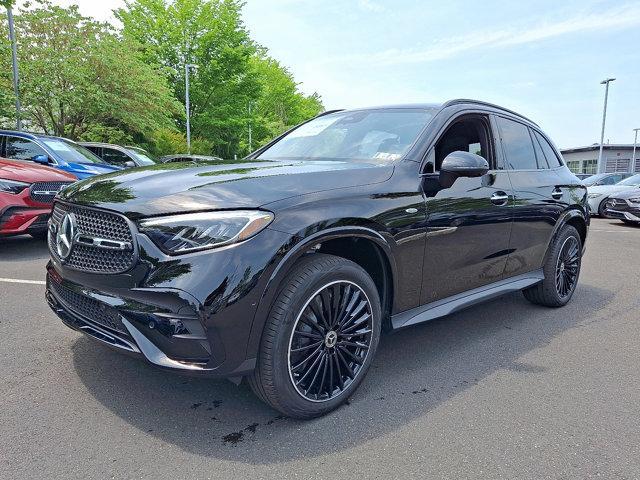 new 2025 Mercedes-Benz GLC 350e car, priced at $69,425