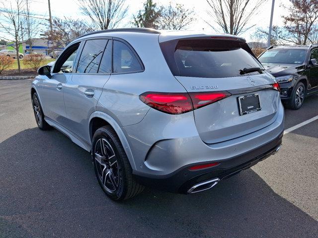 new 2025 Mercedes-Benz GLC 300 car, priced at $57,085