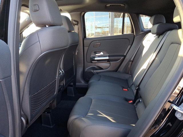 new 2025 Mercedes-Benz GLA 250 car, priced at $50,270