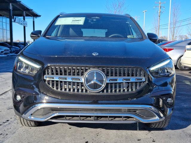 new 2025 Mercedes-Benz GLA 250 car, priced at $50,270
