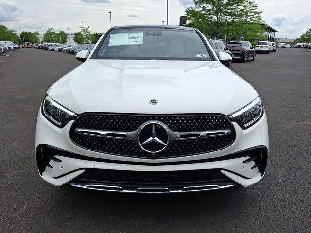 new 2025 Mercedes-Benz GLC 300 car, priced at $63,585