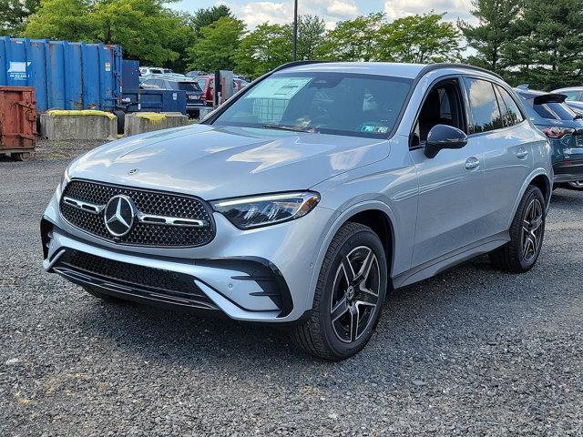 new 2024 Mercedes-Benz GLC 300 car, priced at $55,285