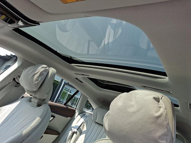 new 2025 Mercedes-Benz EQS 450 car, priced at $113,755