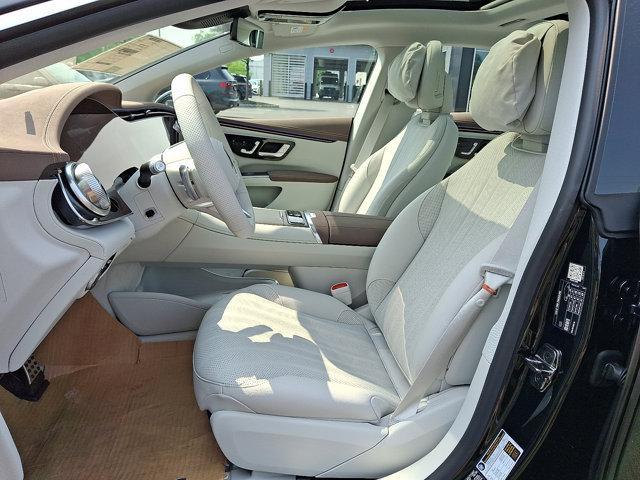 new 2025 Mercedes-Benz EQS 450 car, priced at $113,755