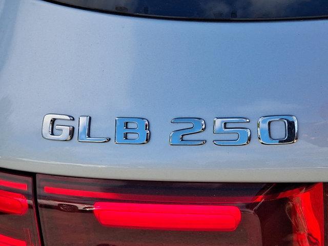 new 2025 Mercedes-Benz GLB 250 car, priced at $53,955