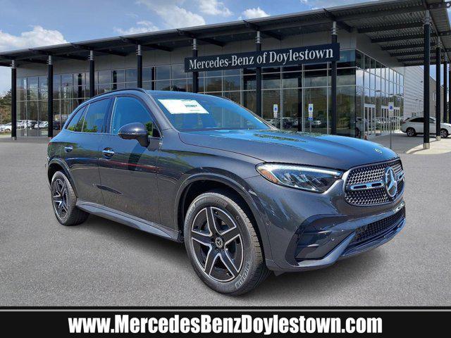 new 2025 Mercedes-Benz GLC 300 car, priced at $61,570