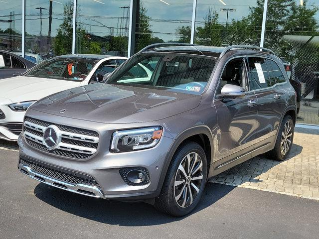 new 2023 Mercedes-Benz GLB 250 car, priced at $44,565