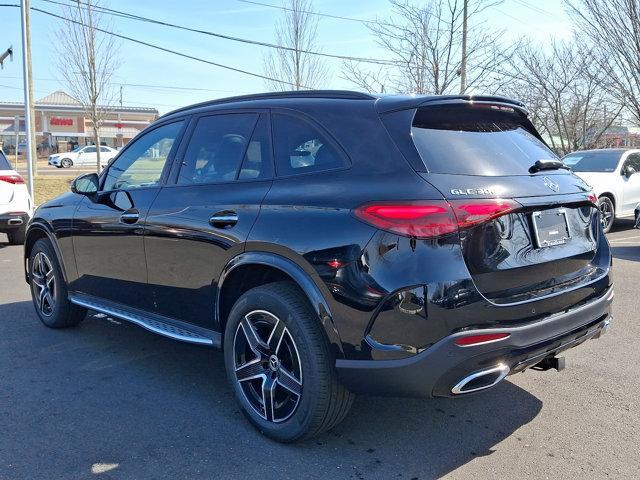 new 2025 Mercedes-Benz GLC 300 car, priced at $62,185