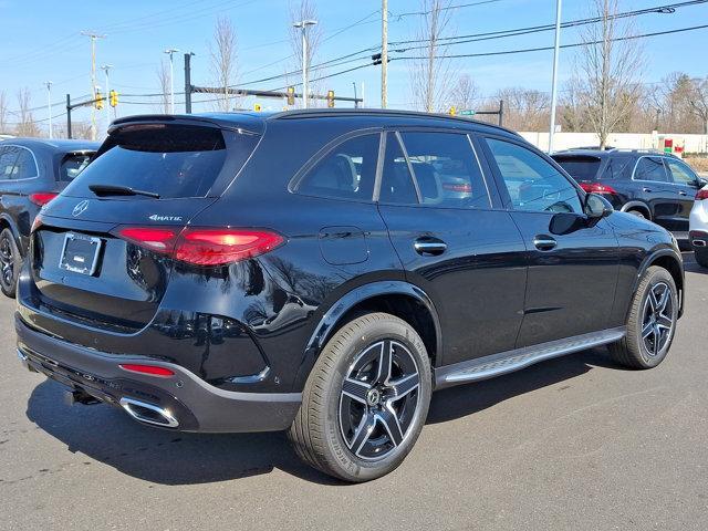 new 2025 Mercedes-Benz GLC 300 car, priced at $62,185