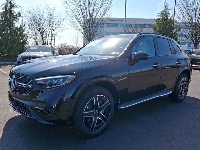new 2025 Mercedes-Benz GLC 300 car, priced at $62,185