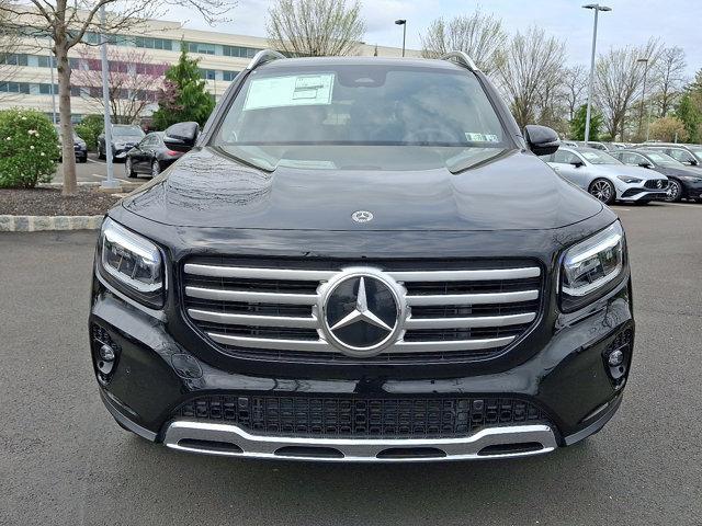 new 2025 Mercedes-Benz GLB 250 car, priced at $49,595
