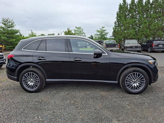new 2025 Mercedes-Benz GLC 300 car, priced at $57,435