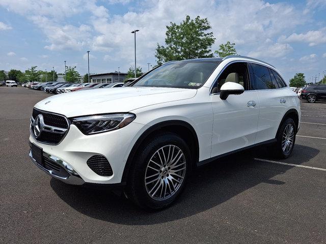 new 2025 Mercedes-Benz GLC 300 car, priced at $59,395