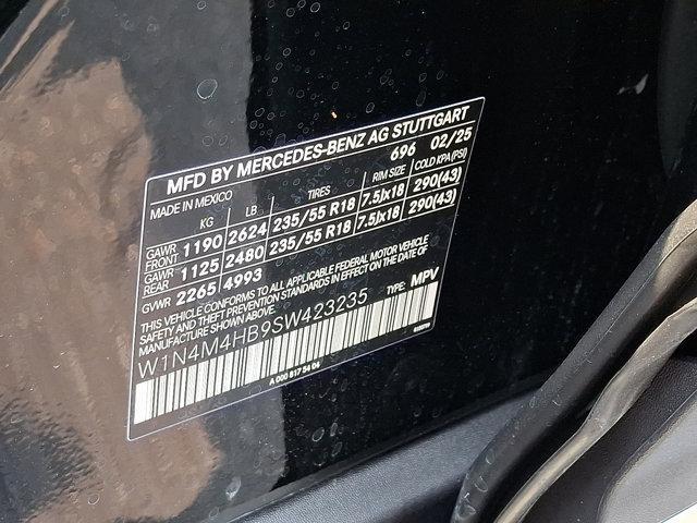 new 2025 Mercedes-Benz GLB 250 car, priced at $49,595
