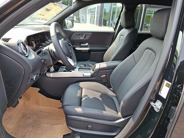 new 2025 Mercedes-Benz GLB 250 car, priced at $49,595