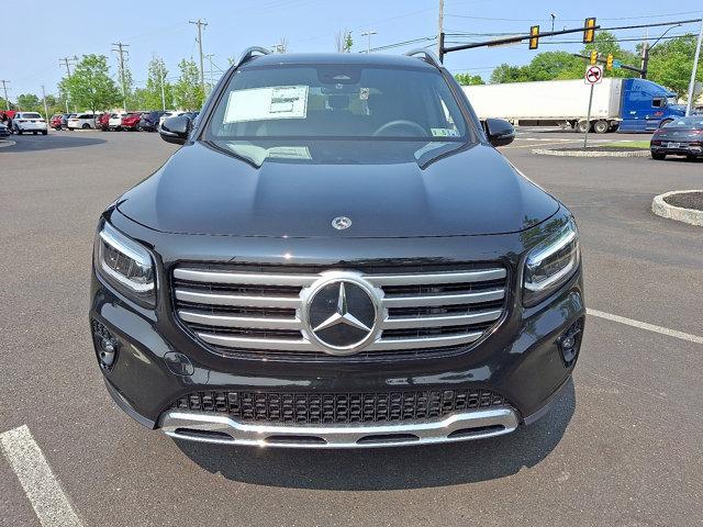 new 2025 Mercedes-Benz GLB 250 car, priced at $49,595